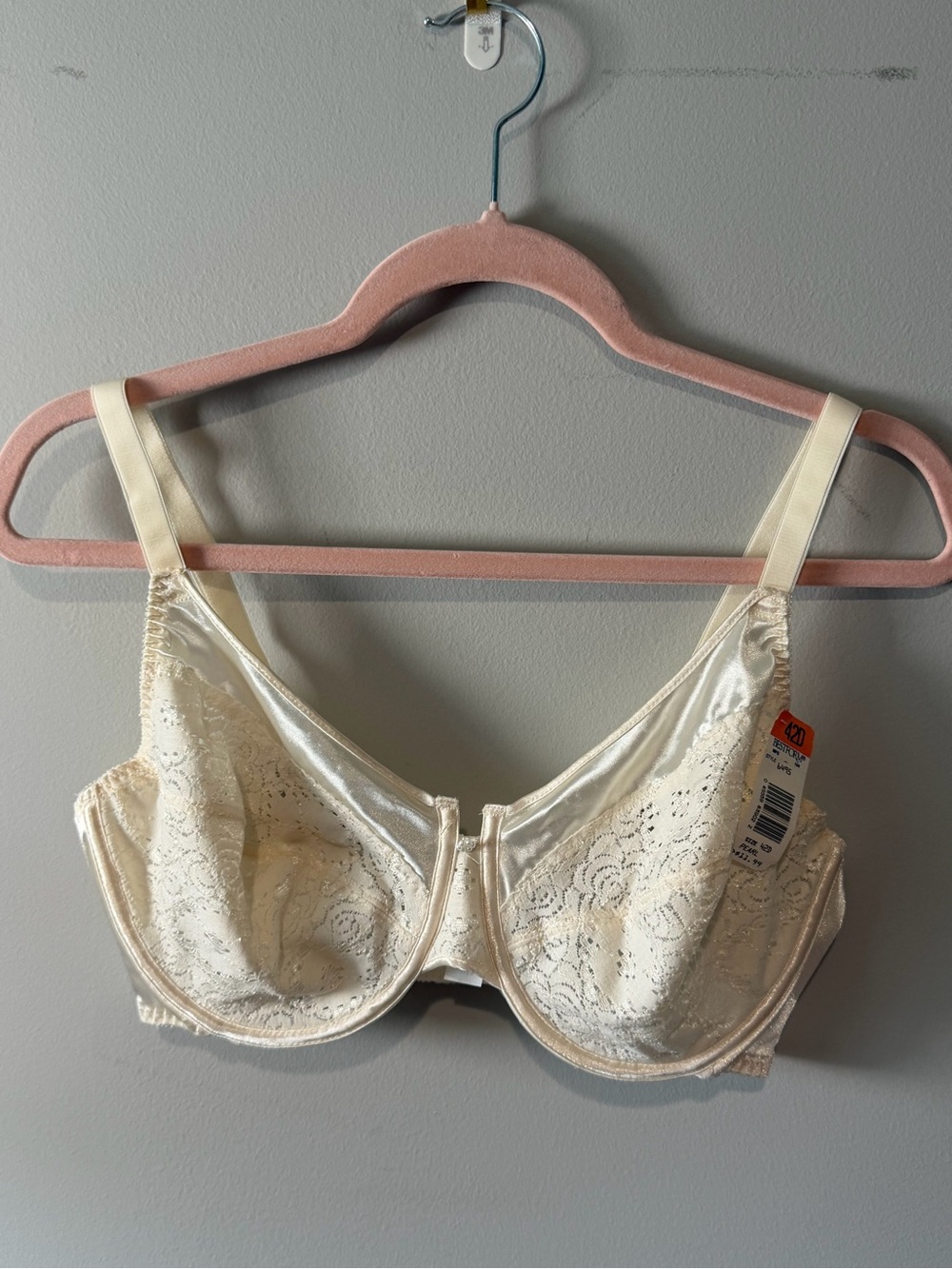 Bestform Women’s  Classic Lace Underwire Bra Style #6495 Pearl Size 42D NEW/NWT
